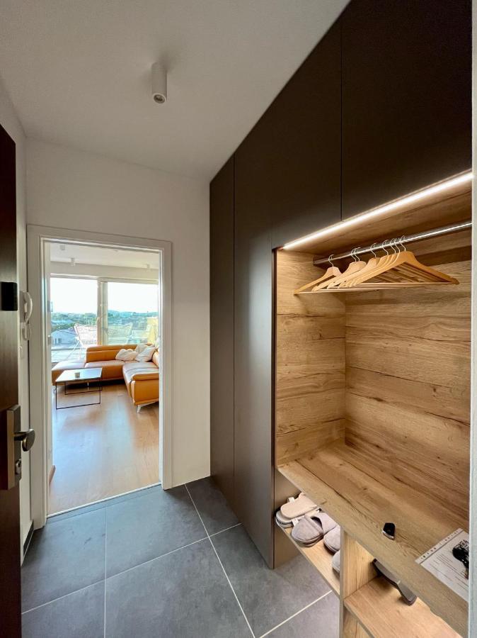 Brno City Center Apartment With Parking And A Big Terrace Eksteriør bilde