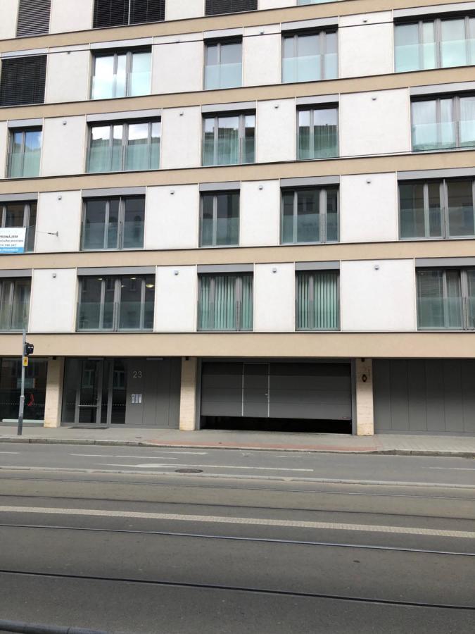 Brno City Center Apartment With Parking And A Big Terrace Eksteriør bilde