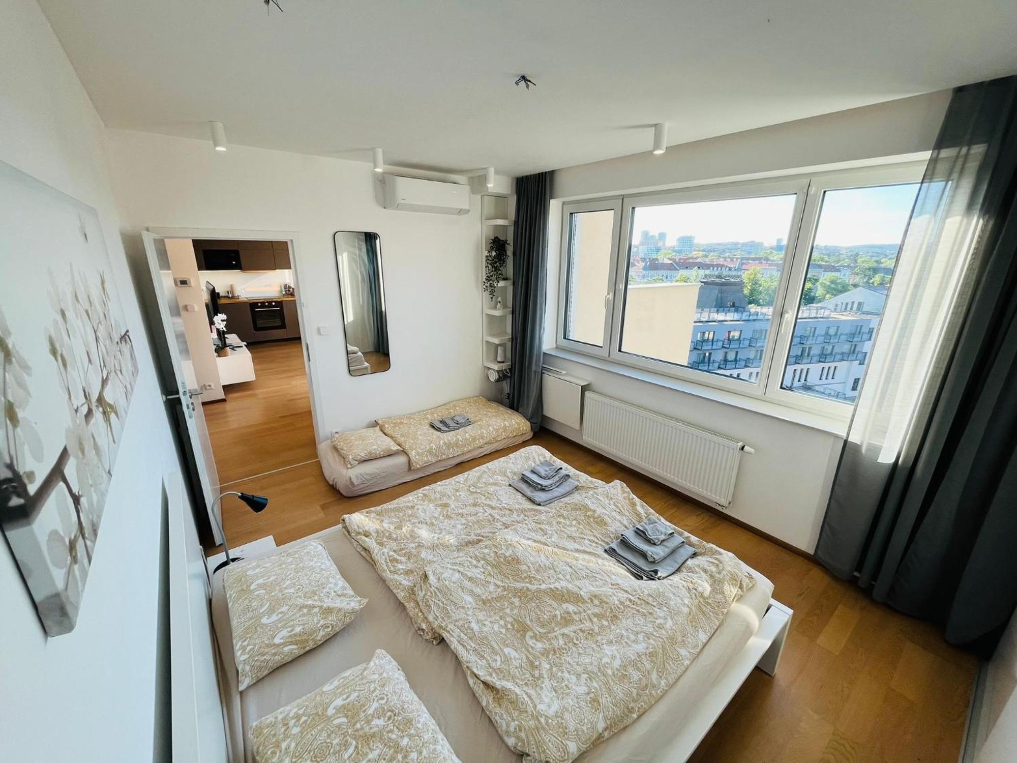 Brno City Center Apartment With Parking And A Big Terrace Eksteriør bilde
